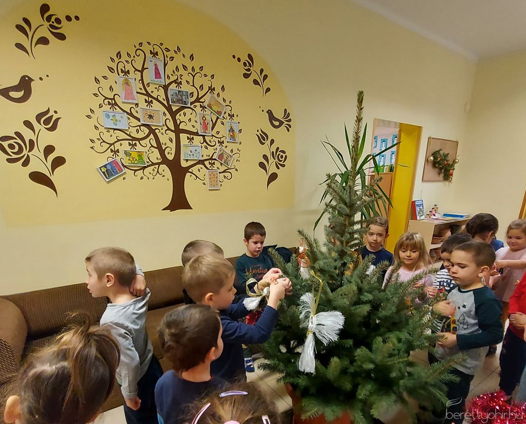 Tama angyalkák érkeztek a Vass Jenő oviba 36